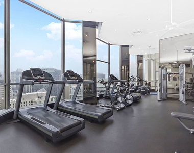 535 N Michigan Avenue - Photo Thumbnail 17