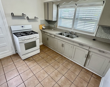 6 N Pistakee Lake Road - Photo Thumbnail 9