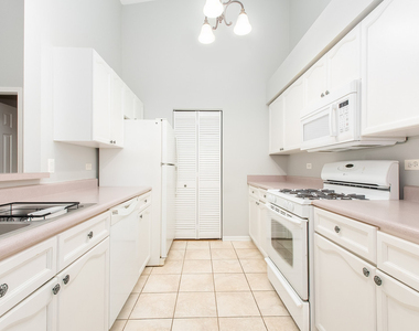 798 N Gary Avenue - Photo Thumbnail 5