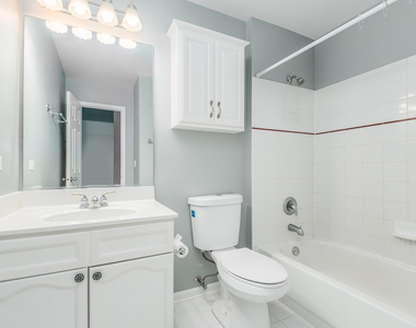 798 N Gary Avenue - Photo Thumbnail 11