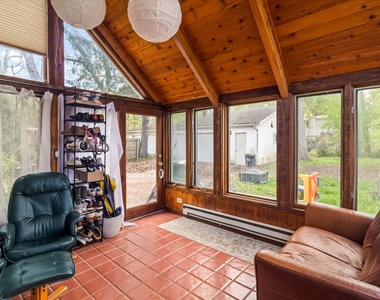 745 Greenview Place - Photo Thumbnail 8