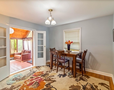 745 Greenview Place - Photo Thumbnail 5