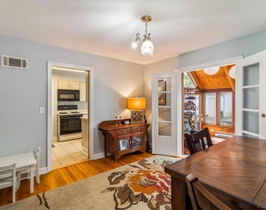 745 Greenview Place - Photo Thumbnail 6