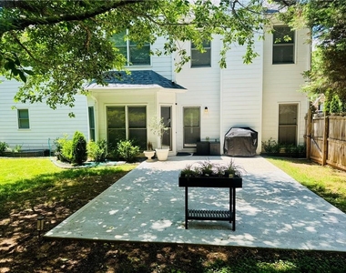 2887 Montview Drive - Photo Thumbnail 22