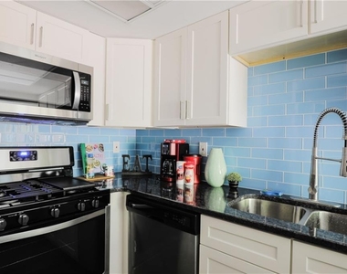 6463 Klinect Court - Photo Thumbnail 19