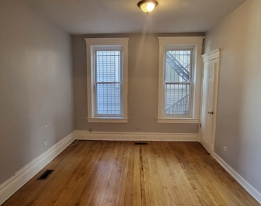 1025 W Cullerton Street - Photo Thumbnail 4