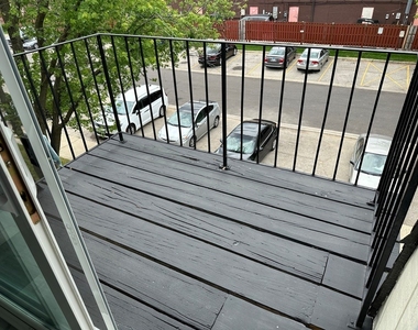 15b E Dundee Quarter Drive - Photo Thumbnail 13