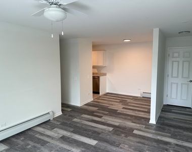 15b E Dundee Quarter Drive - Photo Thumbnail 1
