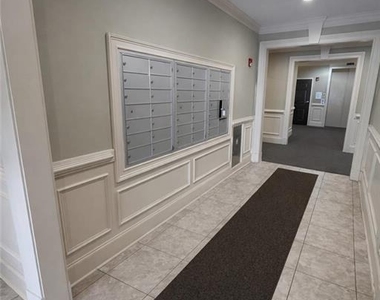 4107 Stratford - Photo Thumbnail 2