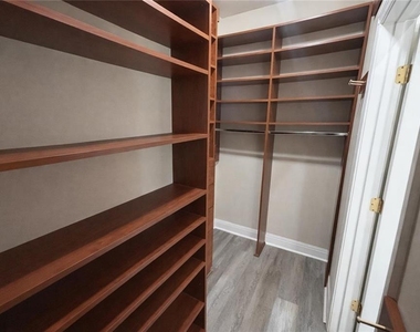 4107 Stratford - Photo Thumbnail 11