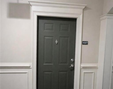 4107 Stratford - Photo Thumbnail 3