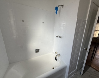 6645 W 21st Street - Photo Thumbnail 11