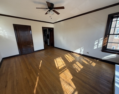 6645 W 21st Street - Photo Thumbnail 2