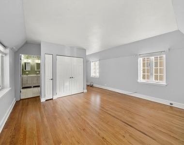 11731 S Bell Avenue - Photo Thumbnail 15