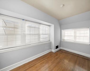 11731 S Bell Avenue - Photo Thumbnail 18