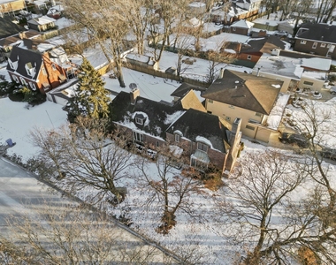 11731 S Bell Avenue - Photo Thumbnail 26