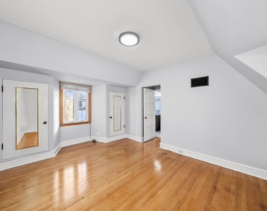 11731 S Bell Avenue - Photo Thumbnail 19