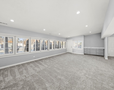 11731 S Bell Avenue - Photo Thumbnail 12