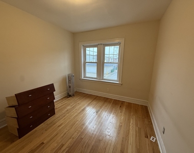 6843 21st Street - Photo Thumbnail 5