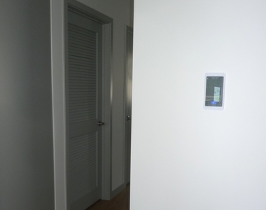 9522 S 53rd Avenue - Photo Thumbnail 18