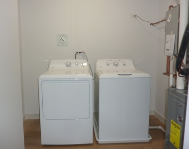 9522 S 53rd Avenue - Photo Thumbnail 20