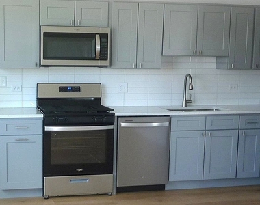 9522 S 53rd Avenue - Photo Thumbnail 8