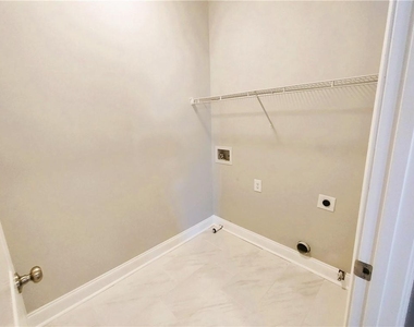 211 Creekway Crossing Se - Photo Thumbnail 31