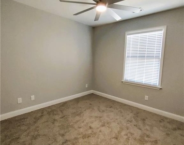 211 Creekway Crossing Se - Photo Thumbnail 37