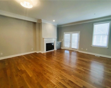 211 Creekway Crossing Se - Photo Thumbnail 7