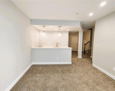 211 Creekway Crossing Se - Photo Thumbnail 34