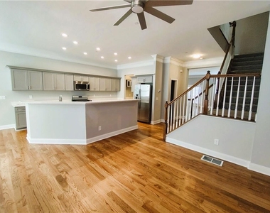 211 Creekway Crossing Se - Photo Thumbnail 5