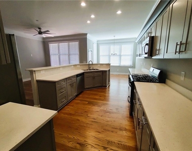 211 Creekway Crossing Se - Photo Thumbnail 13
