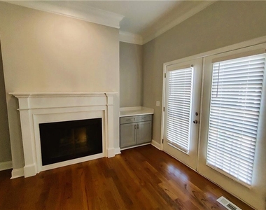 211 Creekway Crossing Se - Photo Thumbnail 8