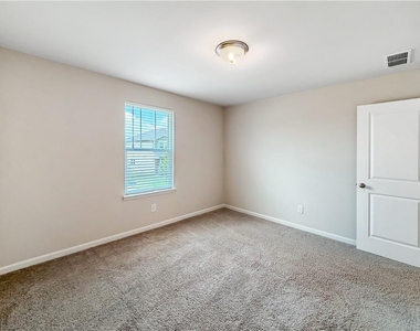 5836 Hackberry Lane - Photo Thumbnail 32