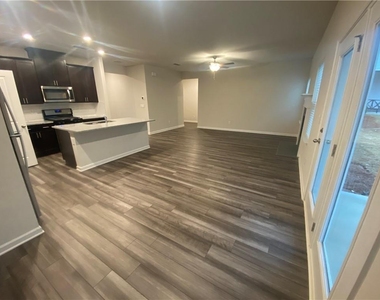 5836 Hackberry Lane - Photo Thumbnail 2