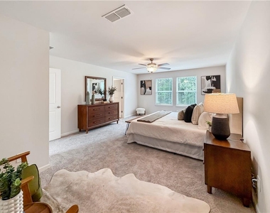 5836 Hackberry Lane - Photo Thumbnail 15