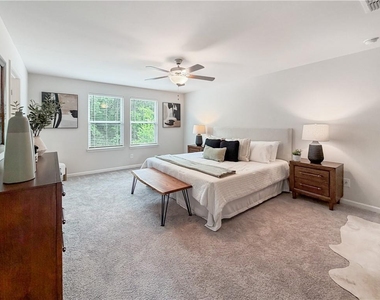 5836 Hackberry Lane - Photo Thumbnail 14