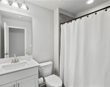 1302 Harris Way - Photo Thumbnail 22