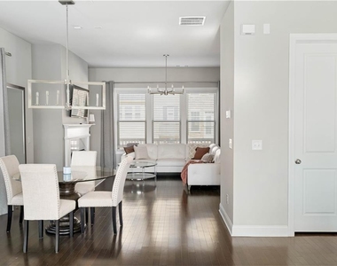 1302 Harris Way - Photo Thumbnail 13