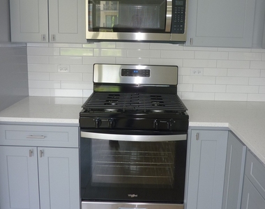 9522 S 53rd Avenue - Photo Thumbnail 8