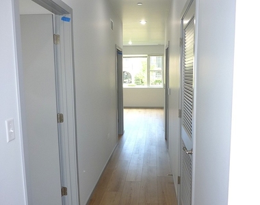 9522 S 53rd Avenue - Photo Thumbnail 11