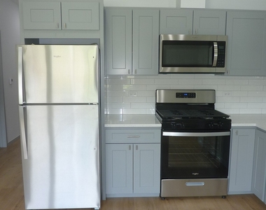 9522 S 53rd Avenue - Photo Thumbnail 7