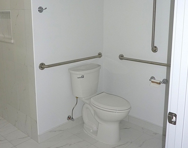 9522 S 53rd Avenue - Photo Thumbnail 15