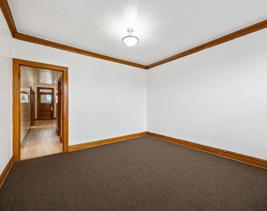 4749 S Keeler Avenue - Photo Thumbnail 1