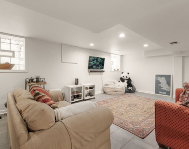 5415 N Wayne Avenue - Photo Thumbnail 21