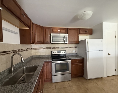 3220 Sanders Road - Photo Thumbnail 7