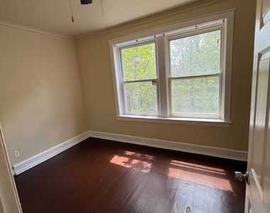 715 W 57th Street - Photo Thumbnail 7