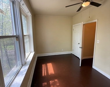 715 W 57th Street - Photo Thumbnail 8
