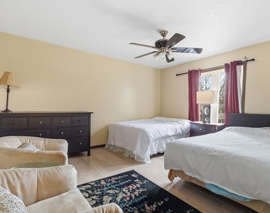 3623 34th Street - Photo Thumbnail 6