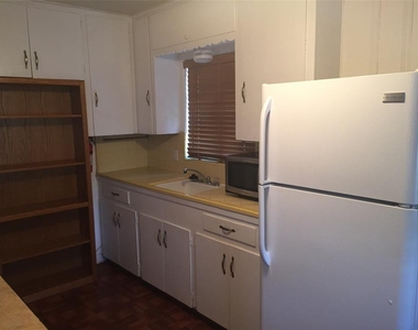1526 Yale Street - Photo Thumbnail 1